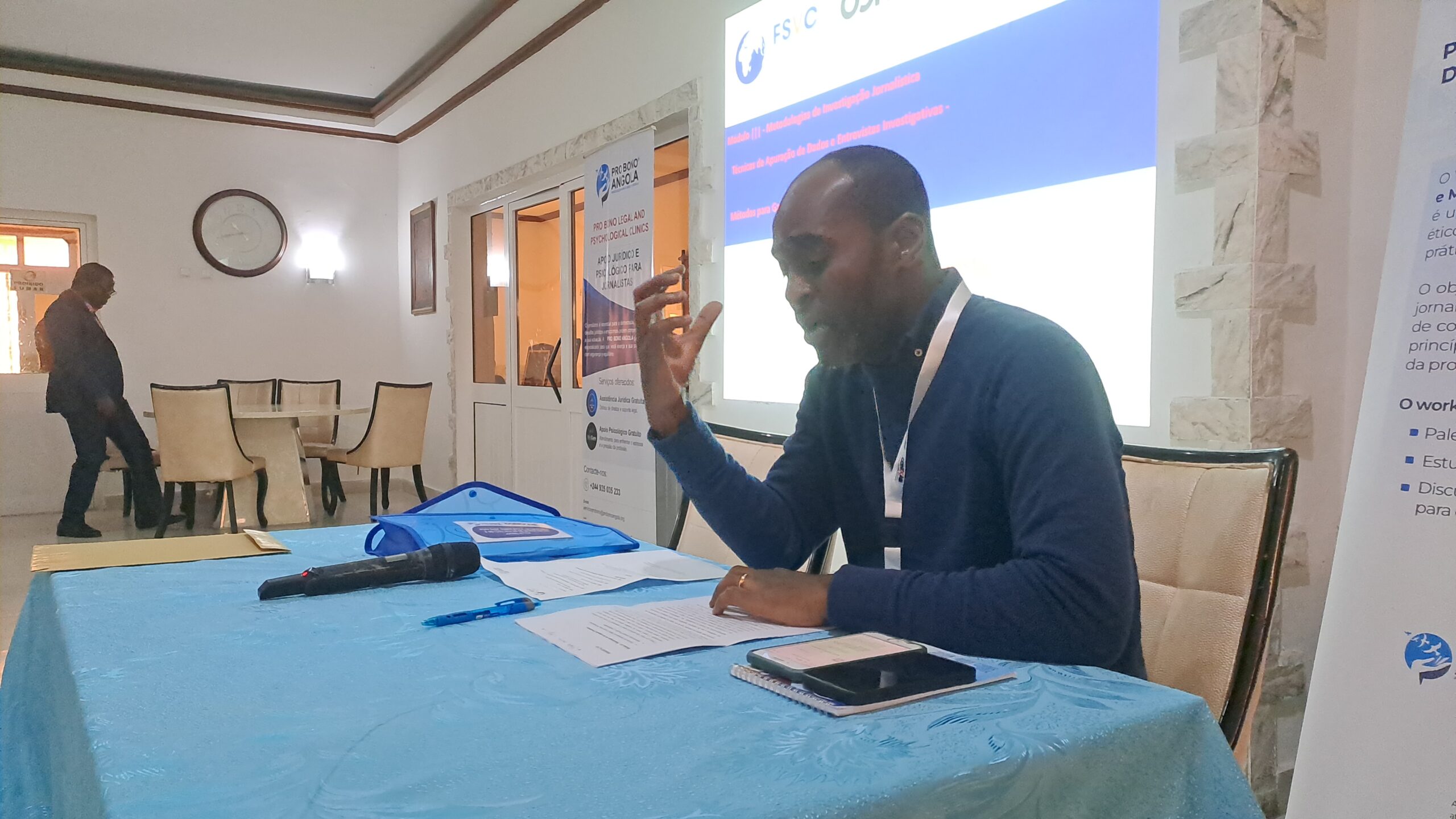 Image hover effect image