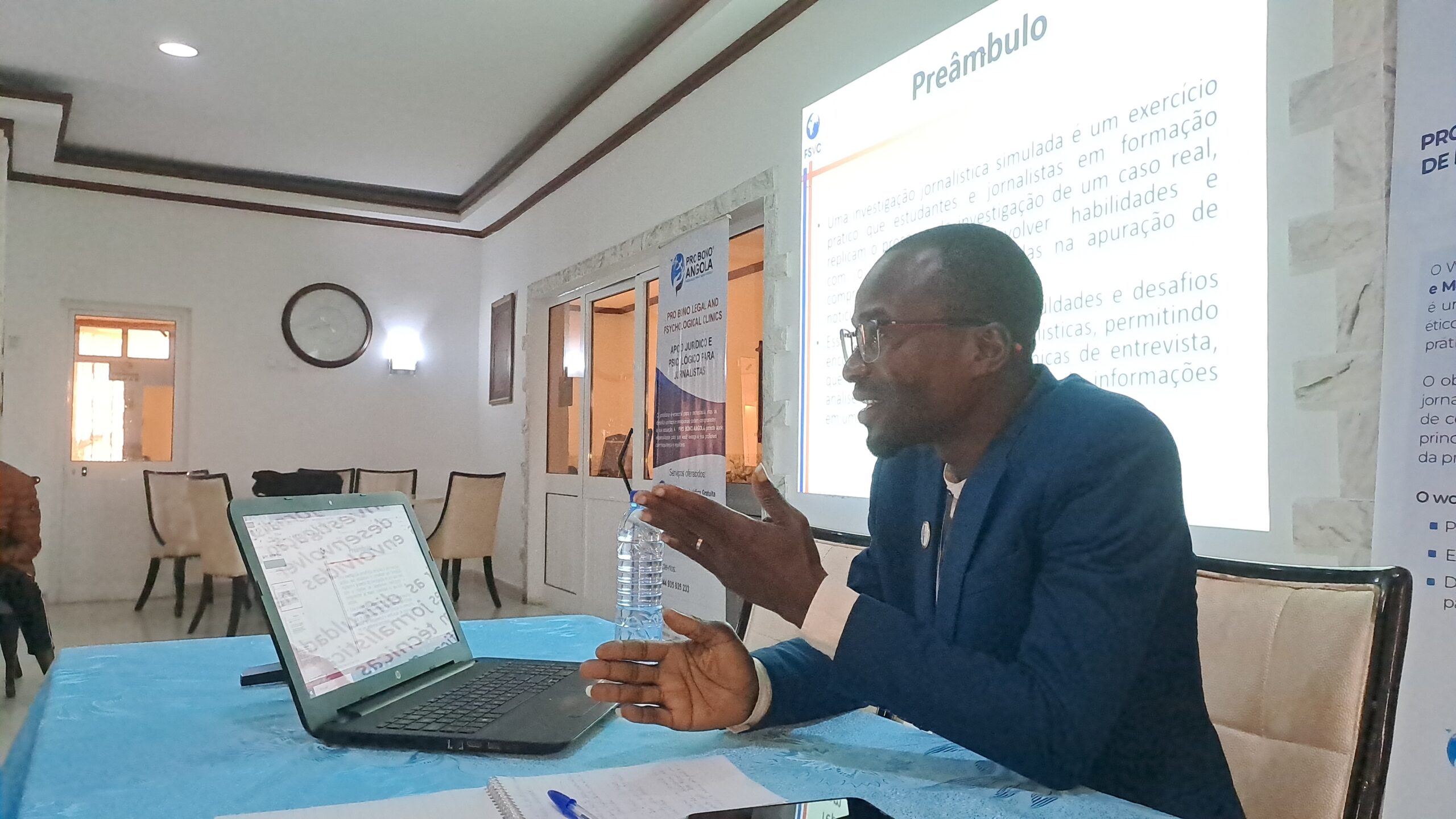 Image hover effect image