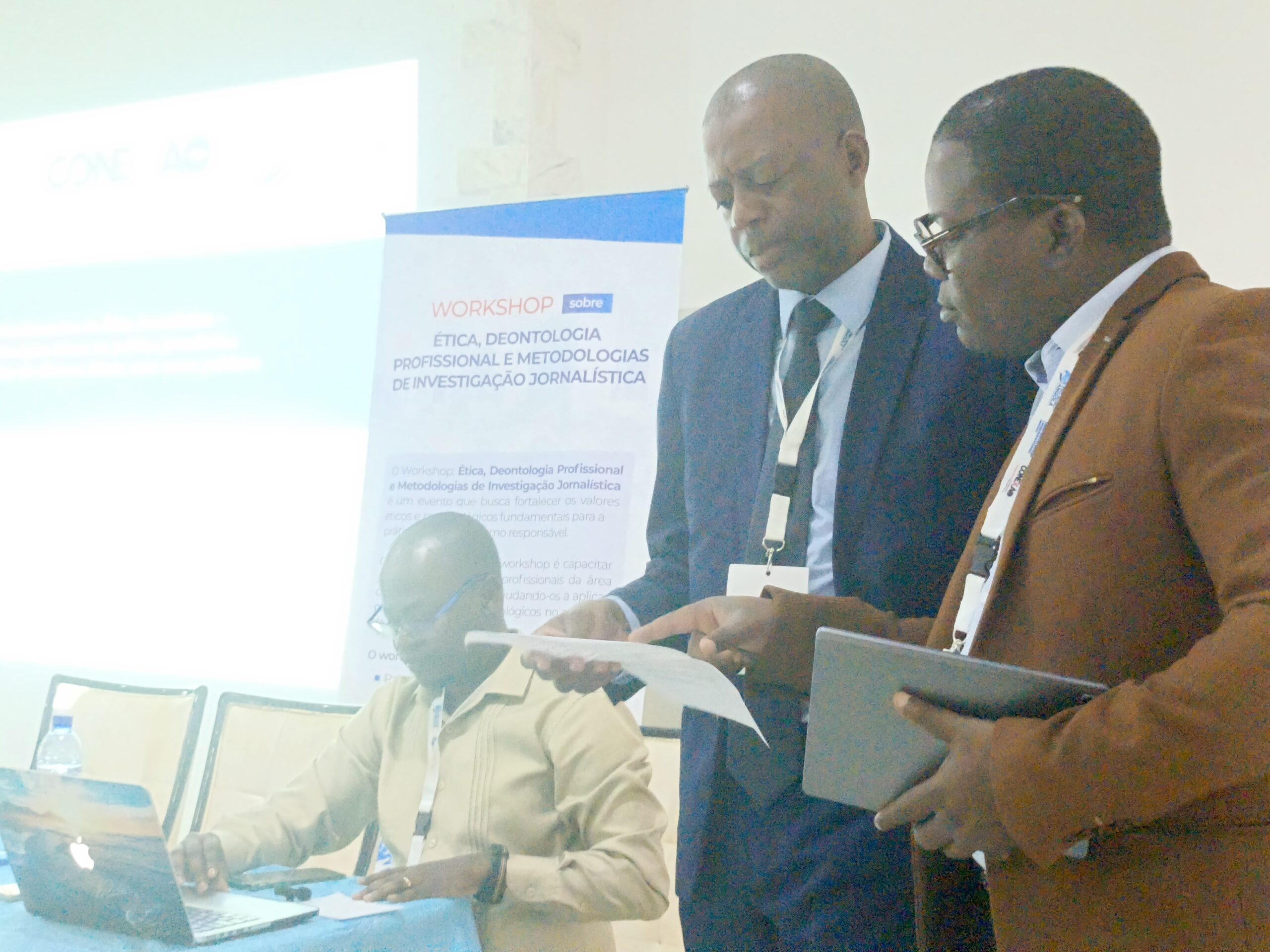 Image hover effect image